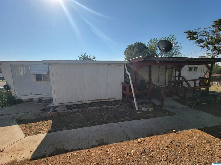 Property Photo: 1218 E 40th Street NM 88061