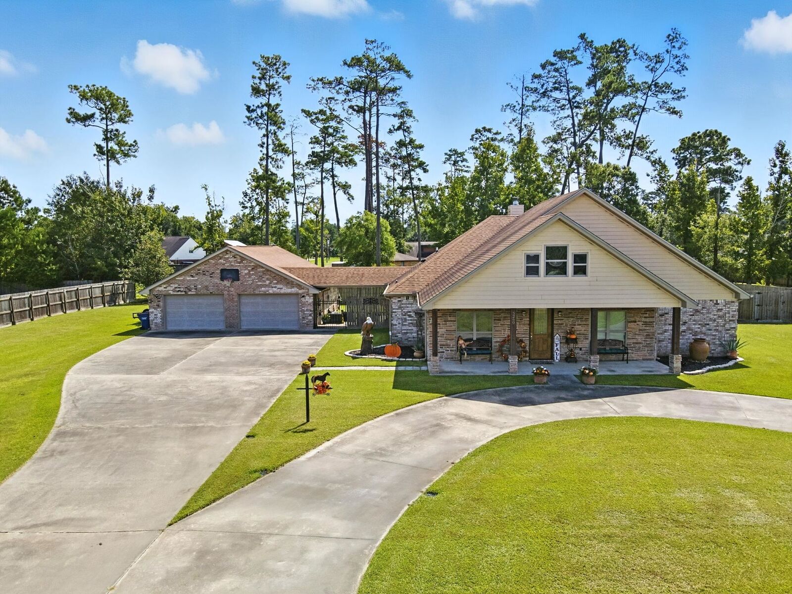 Property Photo:  5260 Tom Cat Trail  TX 77632 