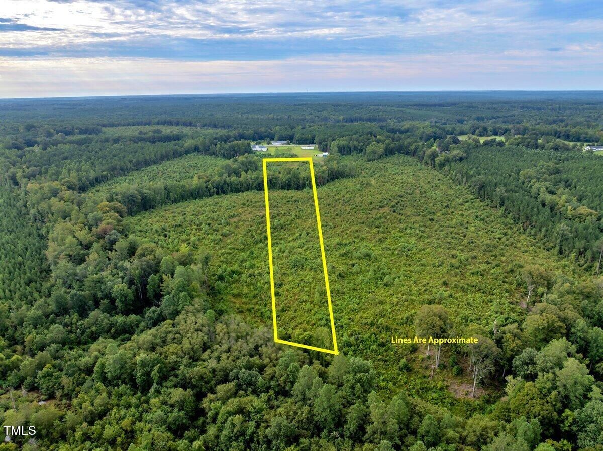 Property Photo: 7 &Amp 7A Richardson Road NC 27589