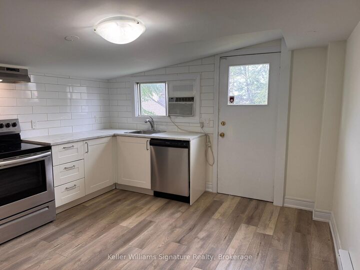 Property Photo: 287 Hunter Street E Upper ON L8N 1N5