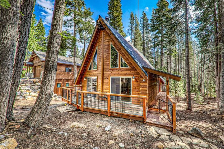 14924 Northwoods Boulevard  Truckee CA 96161 photo
