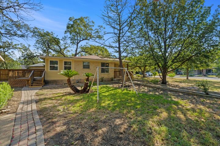 Property Photo: 1310 Harriet Court TX 78756