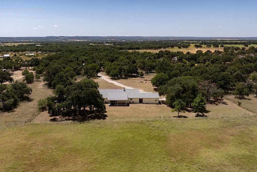 Property Photo: 2474 Goehmann Lane TX 78624
