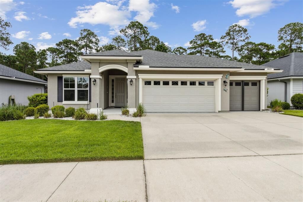 Property Photo: 86425 Moonlit Walk Circle FL 32097