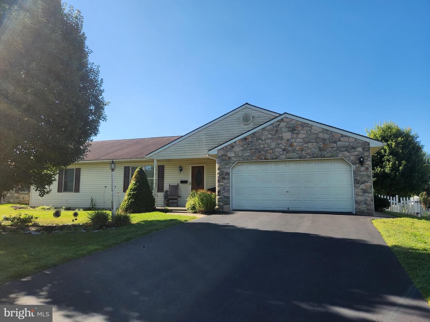 Property Photo: 205 Forget Me Not Drive PA 17522