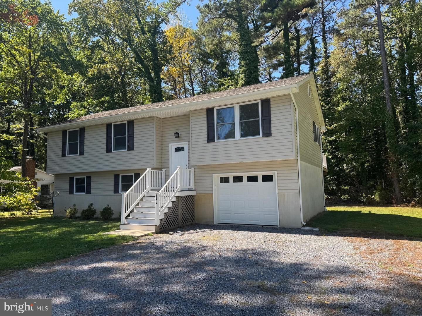 Property Photo:  845 Whispering Pine Circle  MD 20657 