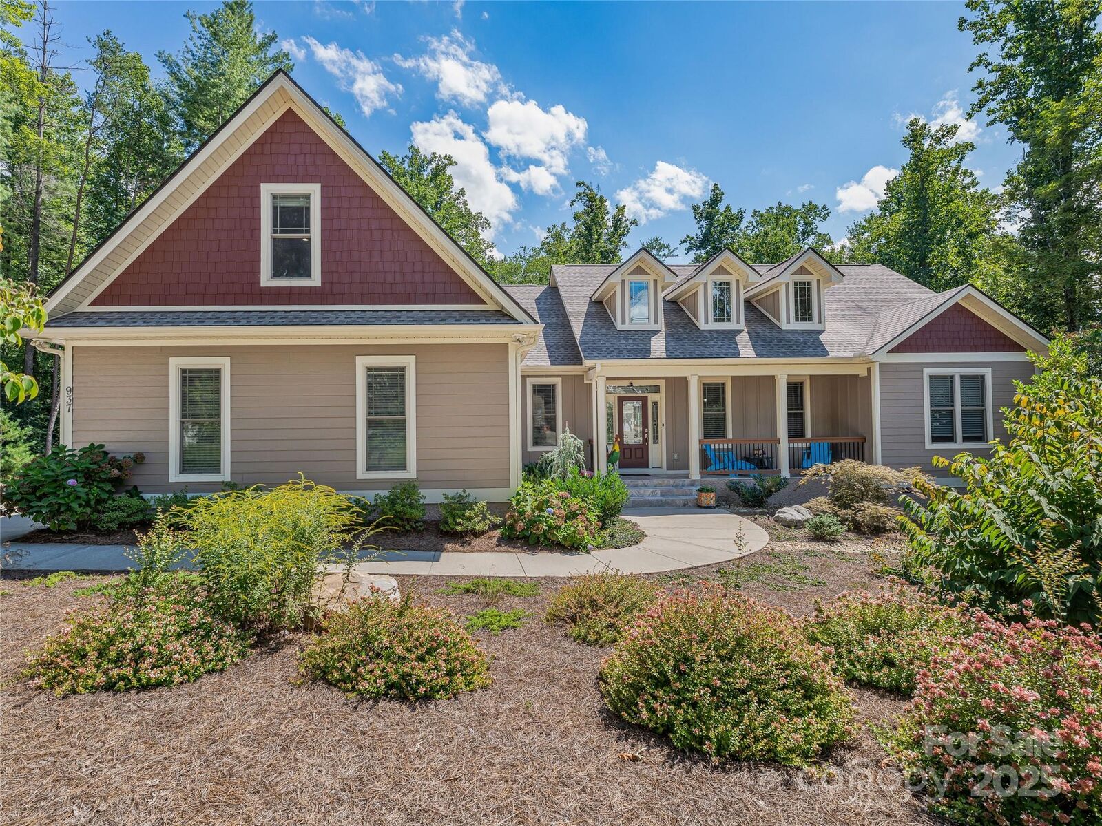 Property Photo: 937 Monte Vista Road NC 28715