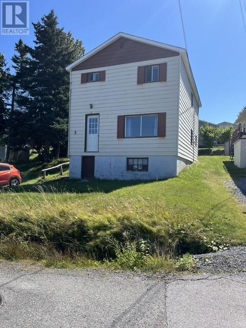 5 Bell Street  Corner Brook NL A2H 5X3 photo