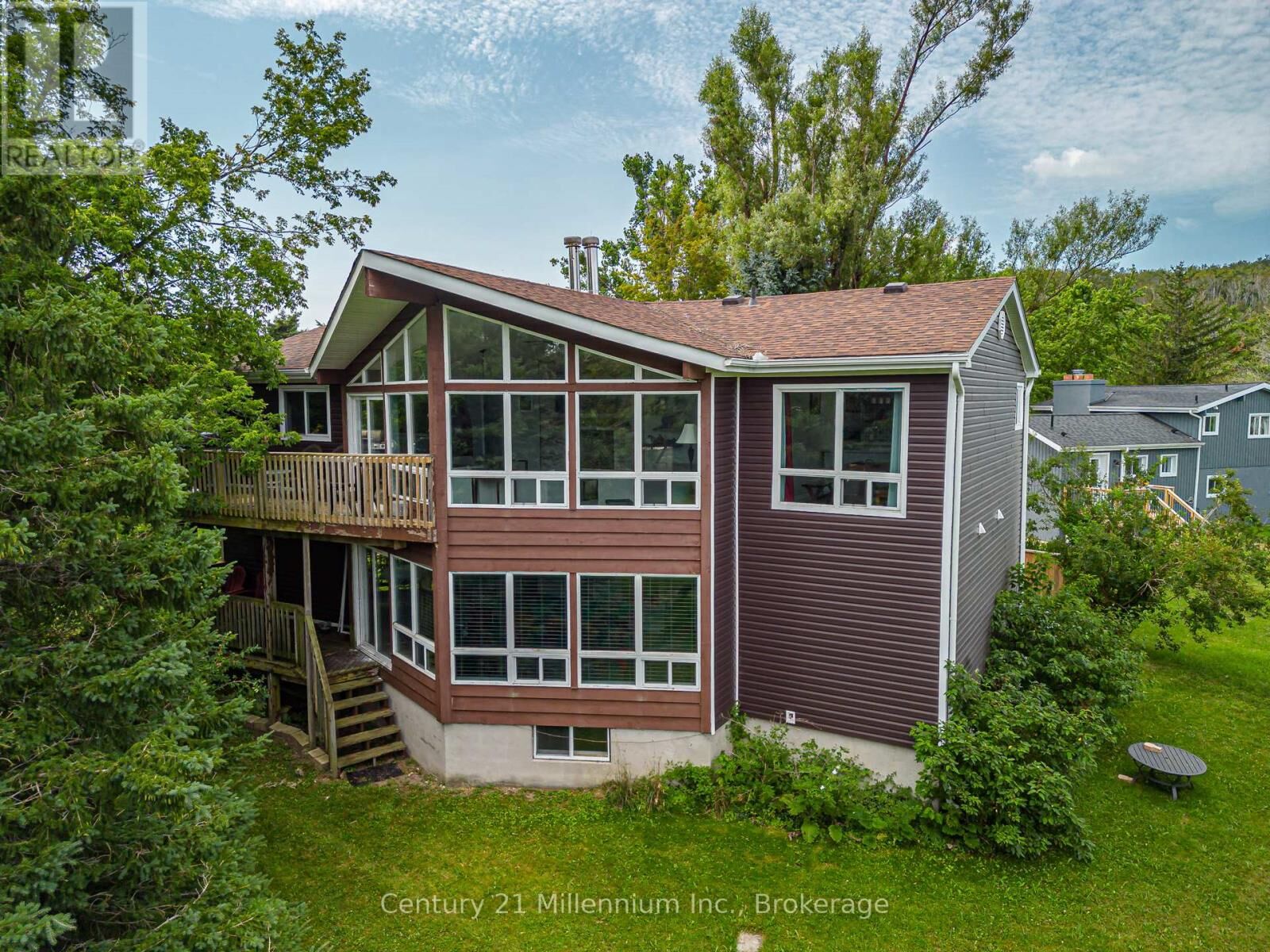Property Photo:  127 Scandia Lane  ON N0H 2E0 