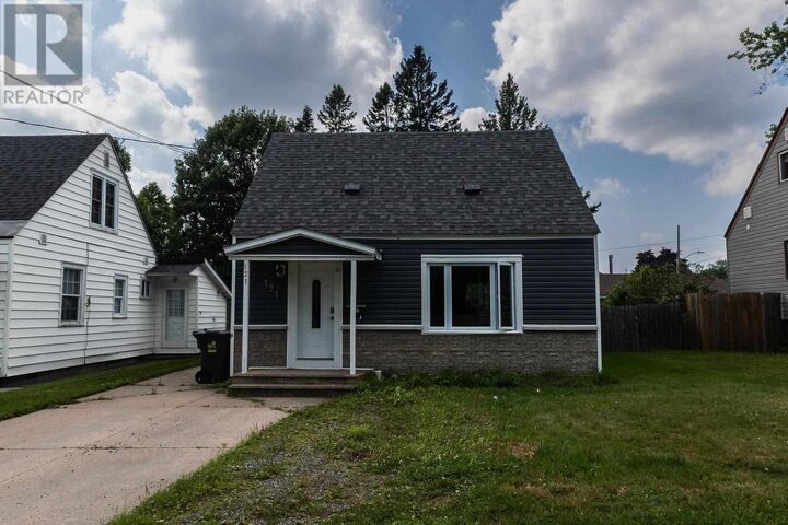 Property Photo: 121 Brien Ave ON P6B 2Y7