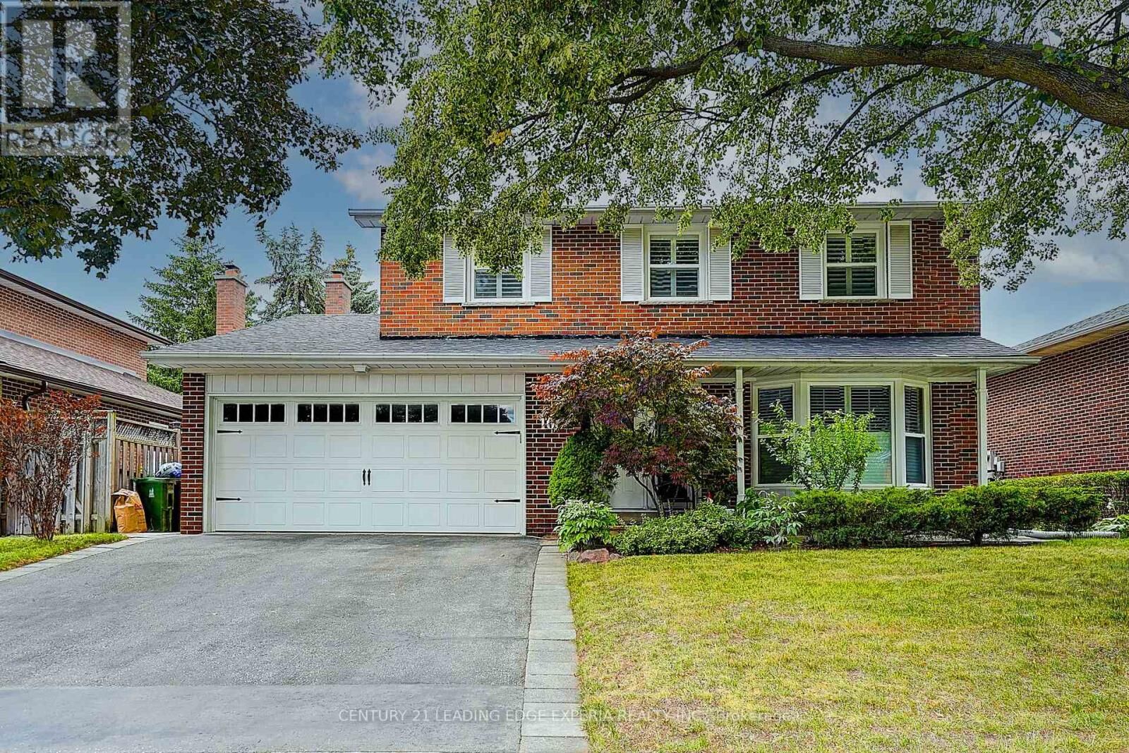 Property Photo: 108 Collingsbrook Boulevard ON M1W 1M3