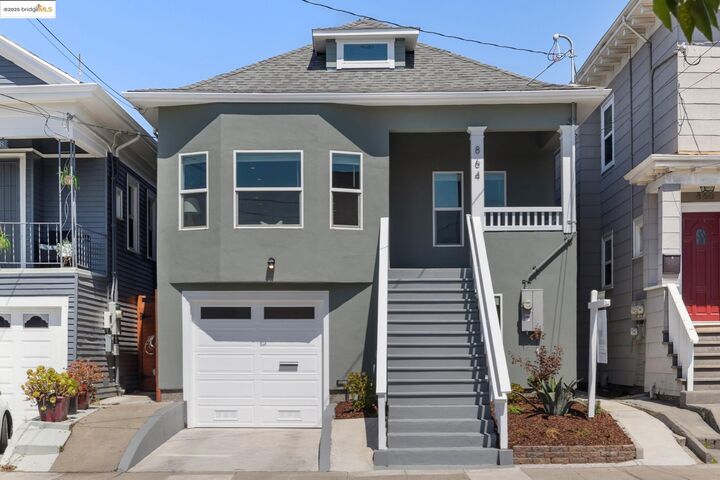 Property Photo:  864 Arlington Ave  CA 94608 