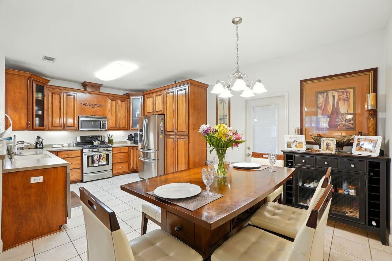 Property Photo:  1310 Texas Parkway  FL 32536 