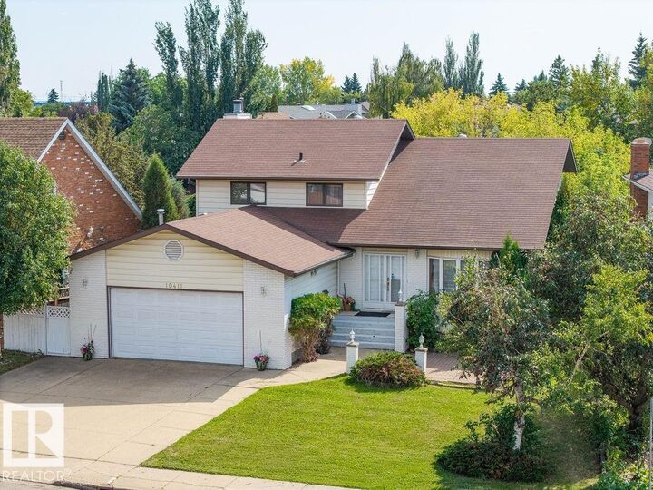 10411 21 Avenue NW  Edmonton AB T5J 5E9 photo