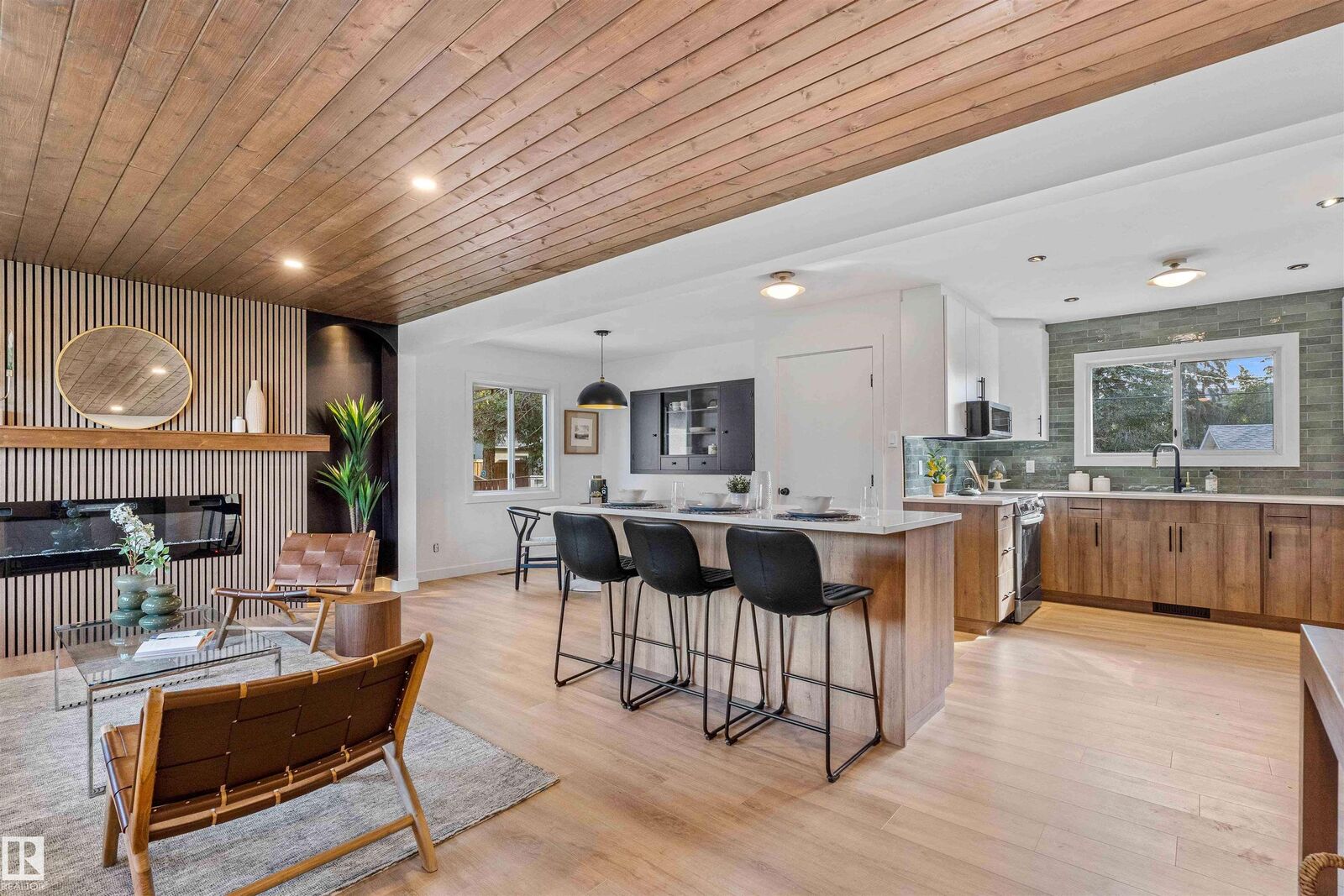 Property Photo: 9619 52 Street NW AB T6B 1G8