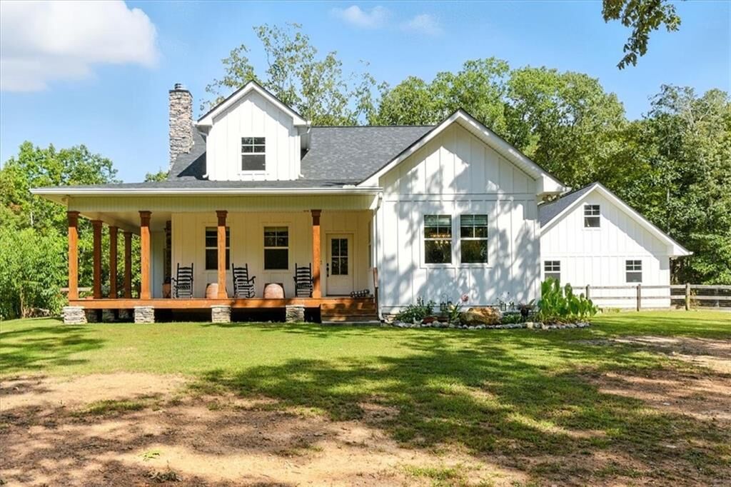 Property Photo:  89 McStotts Road  GA 30145 