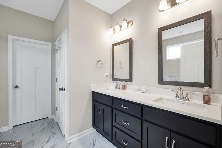 Property Photo: 488 Brown Station Drive GA 30292