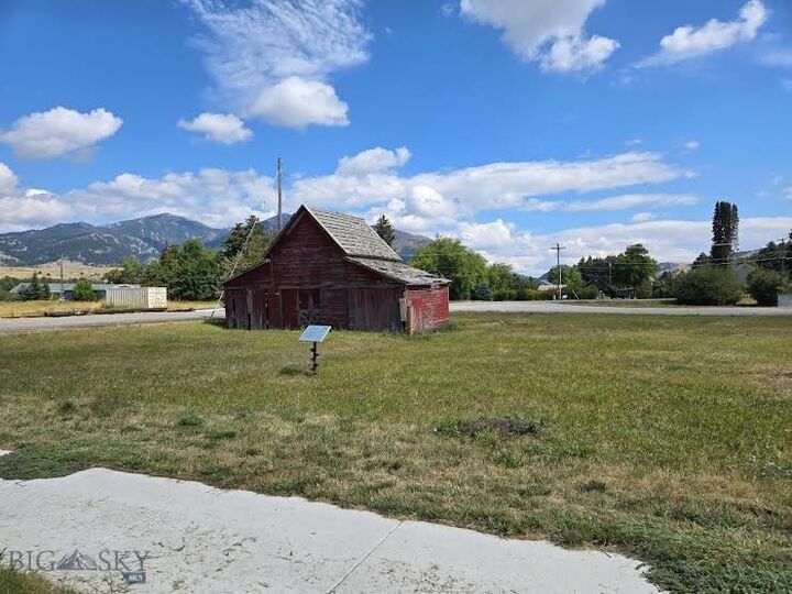 1234 Hillside Lane  Bozeman MT 59715 photo