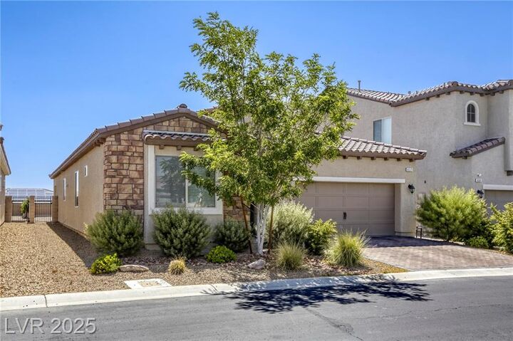 Property Photo: 832 Gallery Course Drive NV 89148