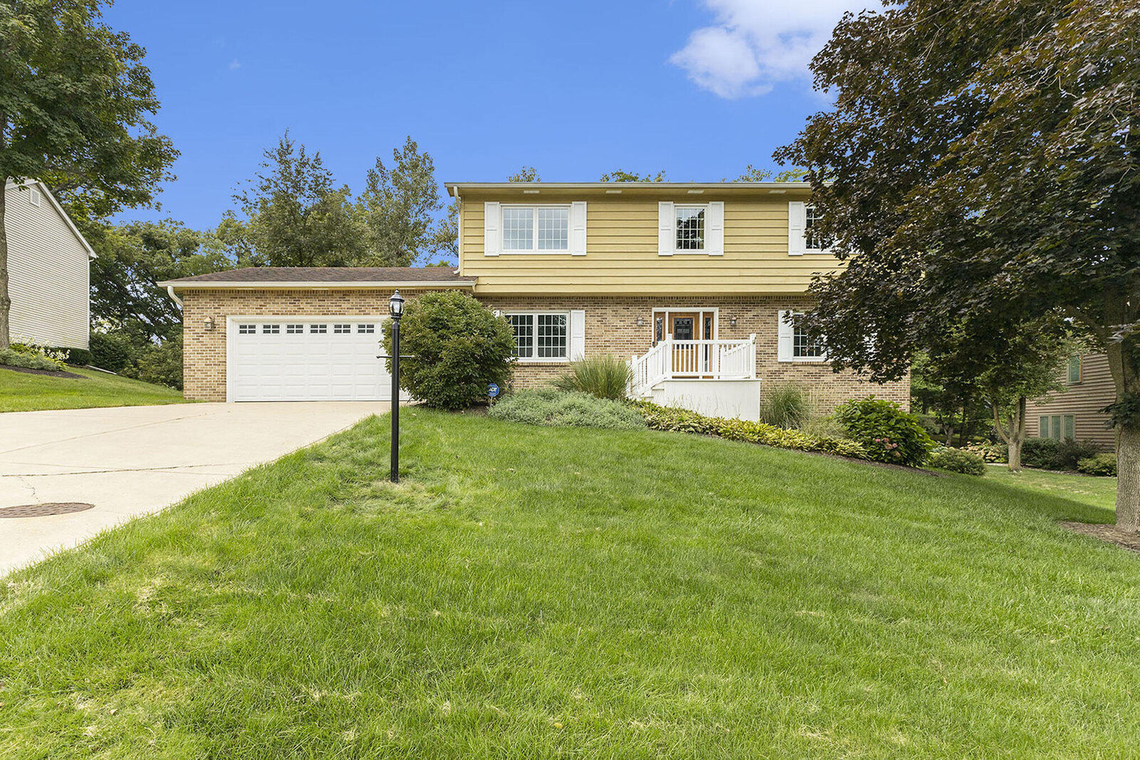 Property Photo:  194 Wexford Road  IN 46385 