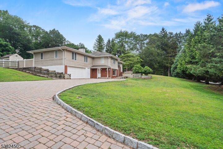 Property Photo: 905 Franklin Ave NJ 07417