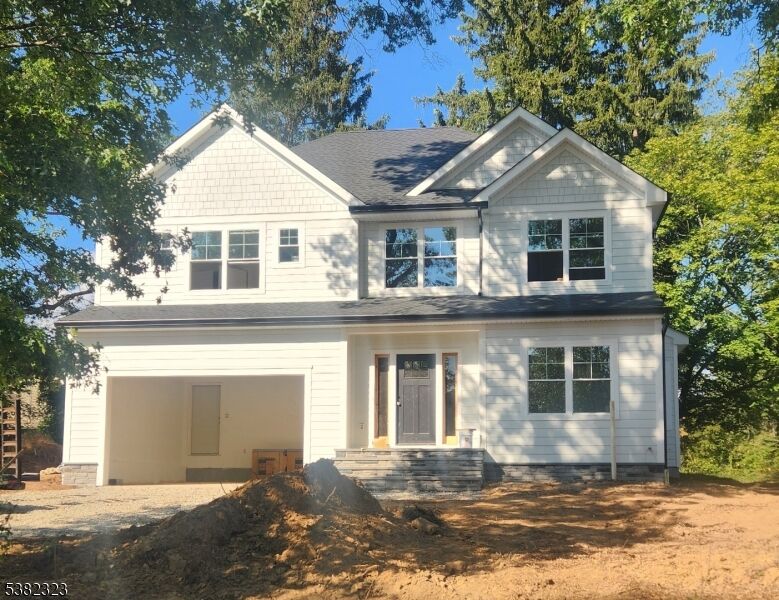Property Photo:  11 Earl Pl  NJ 07974 