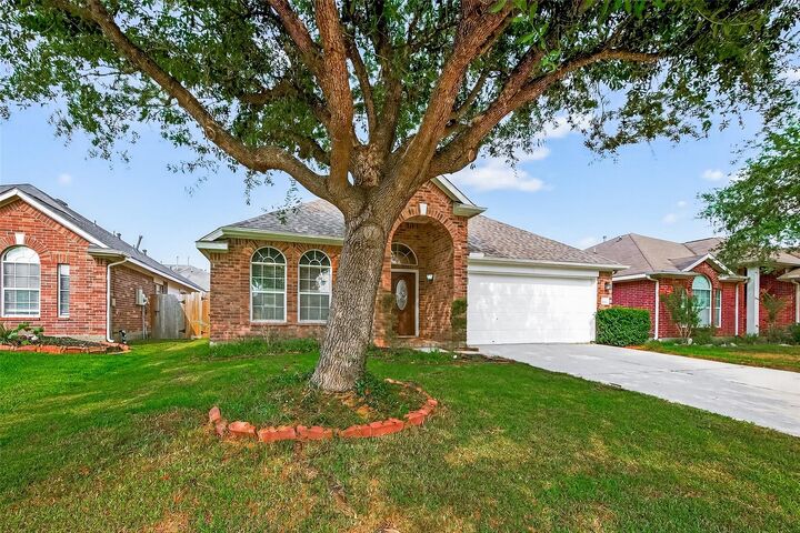 Property Photo: 20606 Spring Aspen Lane TX 77388