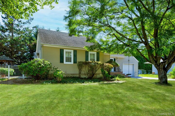 Property Photo: 28 Reeves Avenue NY 11735