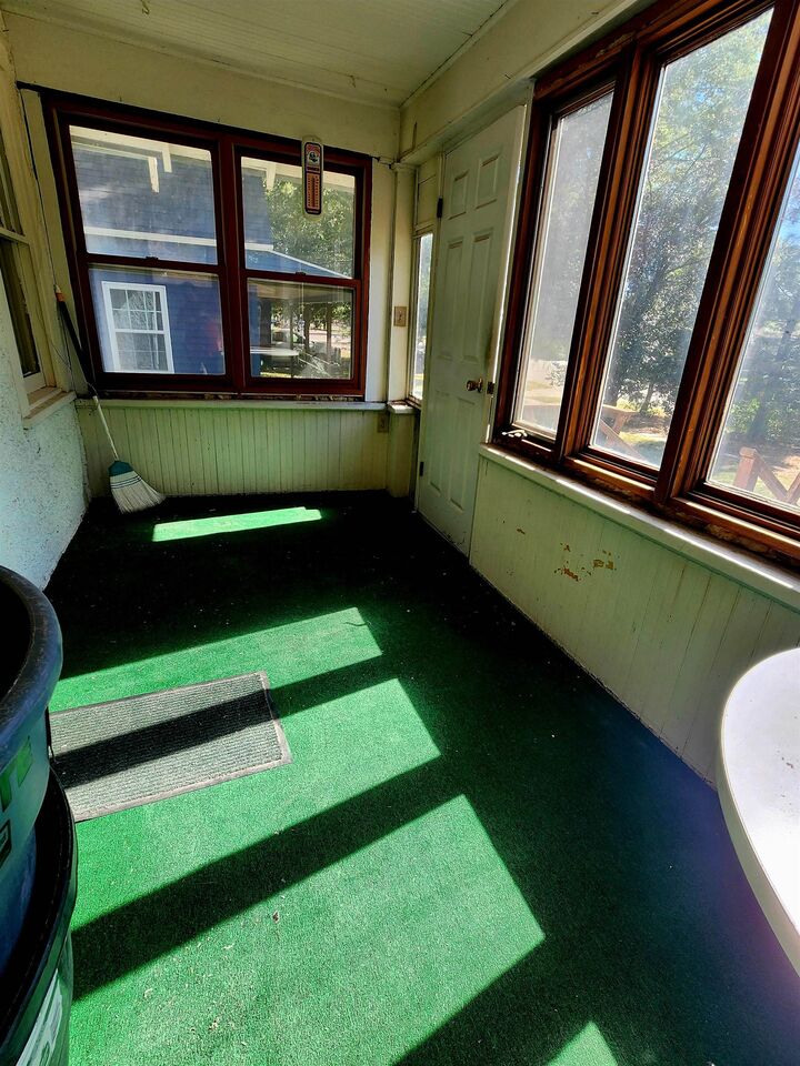Property Photo:  419 W 10th Street  NE 69101 