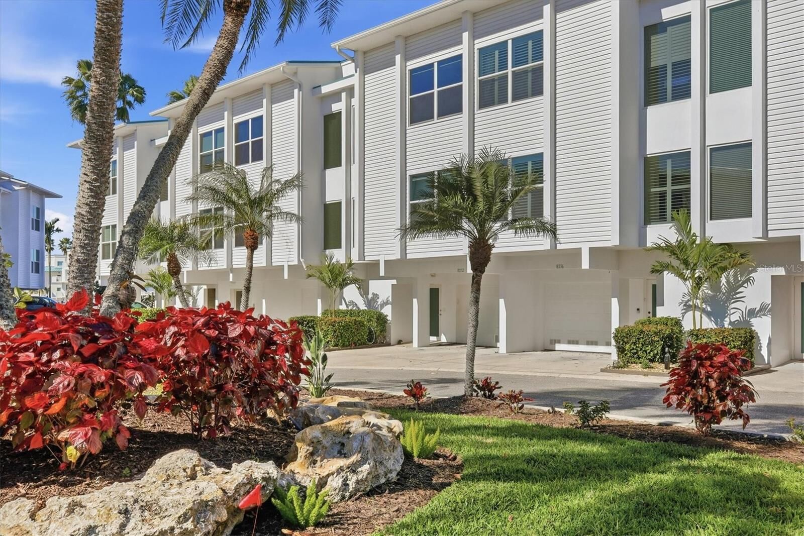 Property Photo:  8276 Harborside Circle  FL 34224 