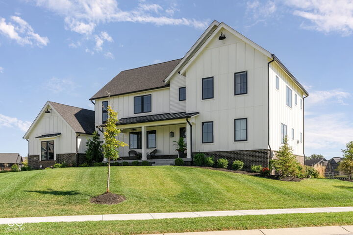 Property Photo:  18331 Lakes End Court  IN 46074 