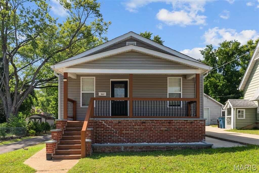 Property Photo:  7817 Clevedon Street  MO 63123 