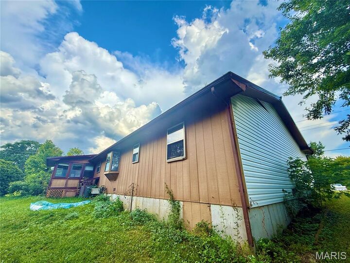 Property Photo:  20605 Highway 28  MO 65459 