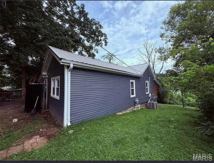 Property Photo: 602 E Main Street MO 63764