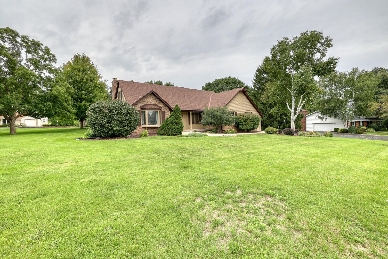 Property Photo:  21380 Woodchuck Ln  WI 53045
