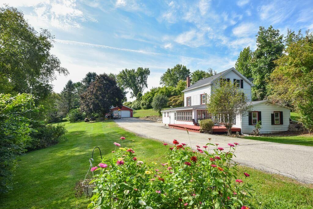 Property Photo: W1517 Woodland Rd WI 53078