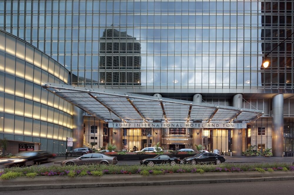 Property Photo: 401 N Wabash Avenue 49A IL 60611