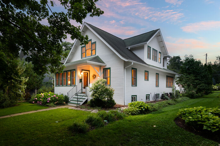 Property Photo:  215 S Columbia Street  IL 60540 