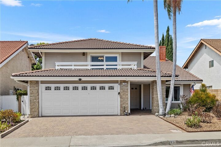 Property Photo:  15 Colonial  CA 92620 