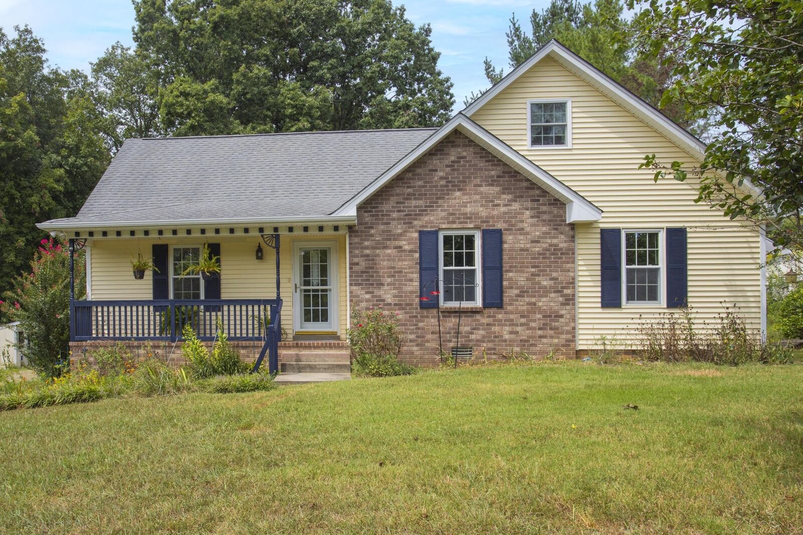 Property Photo: 2222 Old Highway 431 S TN 37073
