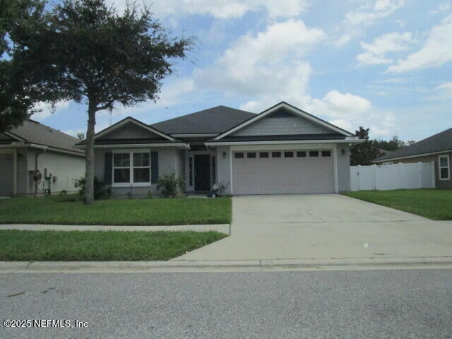 Property Photo: 11527 Dunforth Cove Drive FL 32218