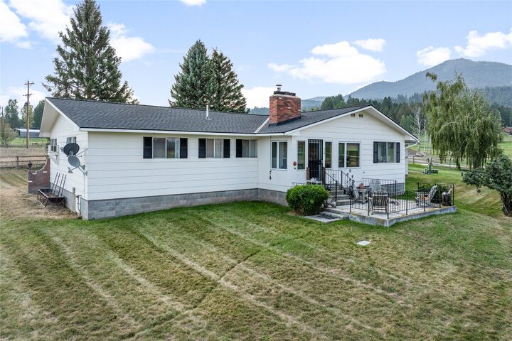 Property Photo: 803 Indian Prairie Loop MT 59875