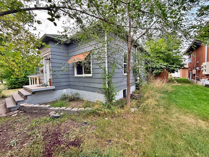 Property Photo: 1216 S 5th Street W MT 59801