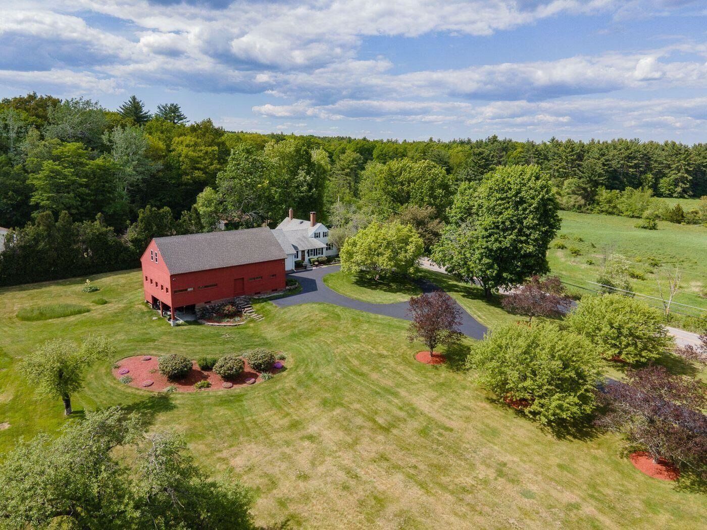 Property Photo:  210 Ten Rod Road  NH 03867 