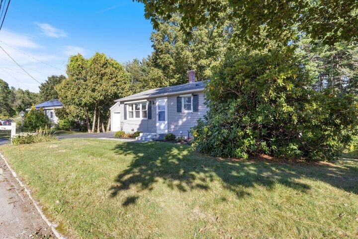 Property Photo:  41 Kelwyn Drive  NH 03878 