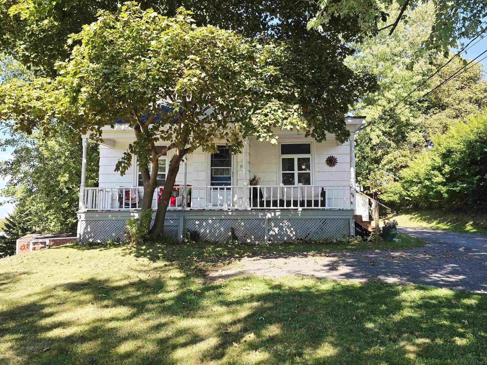 Property Photo:  37 Diamond Street  NS B0K 1X0 