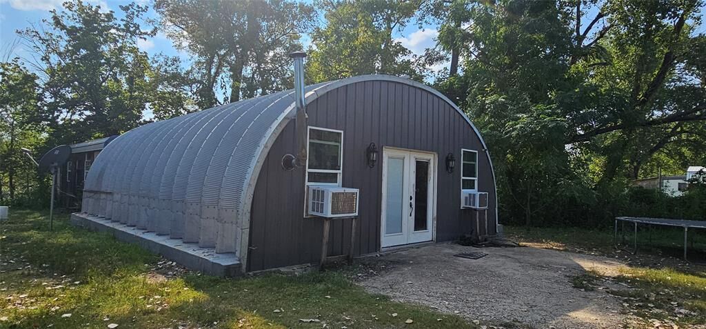 Property Photo:  5180 Bilindsay Road  TX 75159 