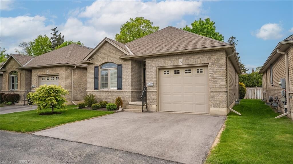 Photo de la propriété: 95 North Park Street 5 ON N3R 4K2