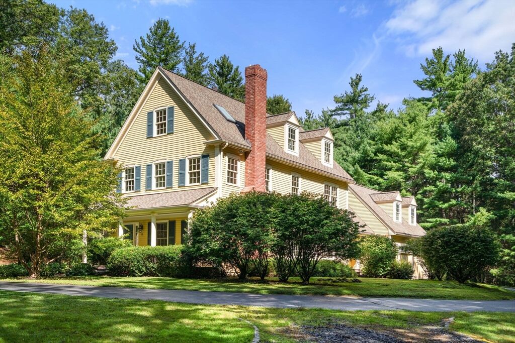 Property Photo:  11 Red Horse Path  MA 01776 