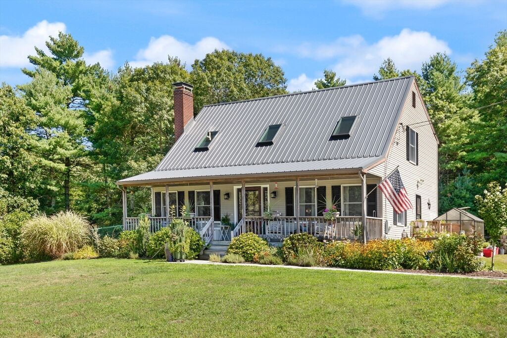 Property Photo: 6 Bryant Circle MA 02346